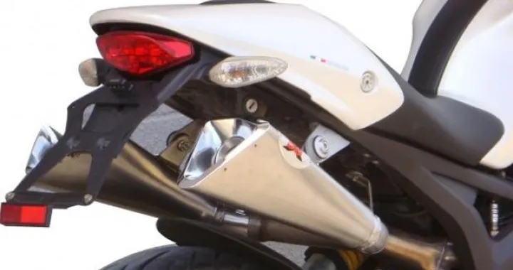Ixil: silenziatore X55 per Ducati Monster 696 2008/2012