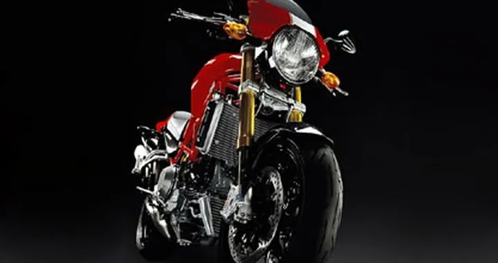 Salone Milano - Ducati monster S4R S