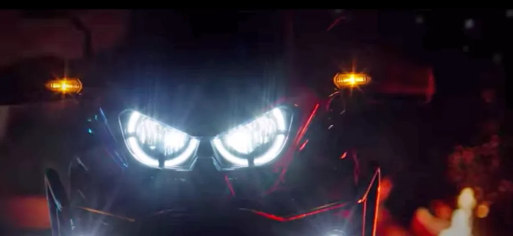 Honda Africa Twin 2020, il nuovo teaser: ora si vede il frontale