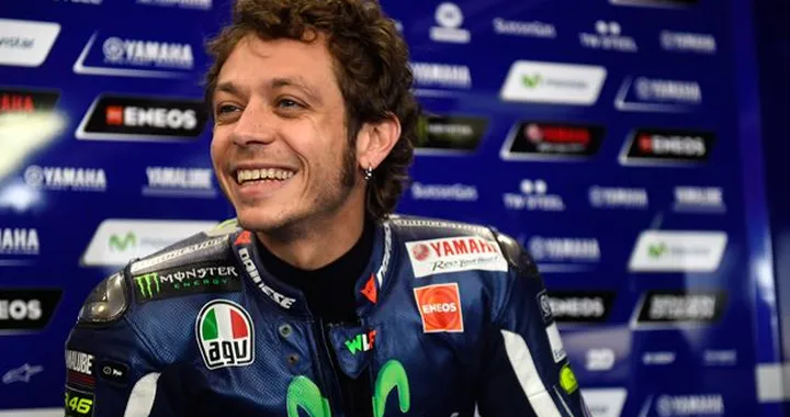 Valentino Rossi con Yamaha fino al 2016