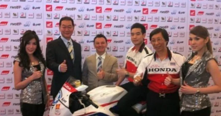 Gresini presenta in Thailandia il Team Thai Honda PTT Moto2 2012