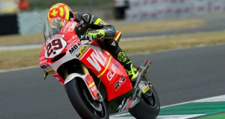 Iannone dominatore al Mugello: "Dedico la vittoria a tutta l'Italia"