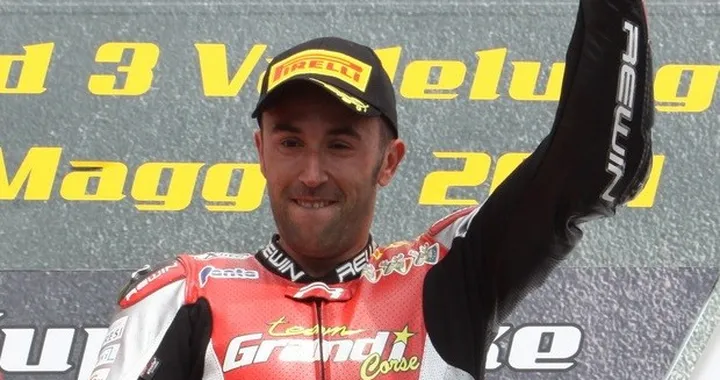 SBK, Matteo Baiocco a Motoblog: "Piloti ufficiali e privati più vicini nel 2015"