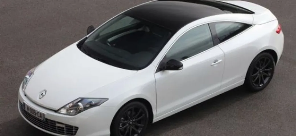 Renault Laguna Coupé: immagini ufficiali della versione Monaco GP