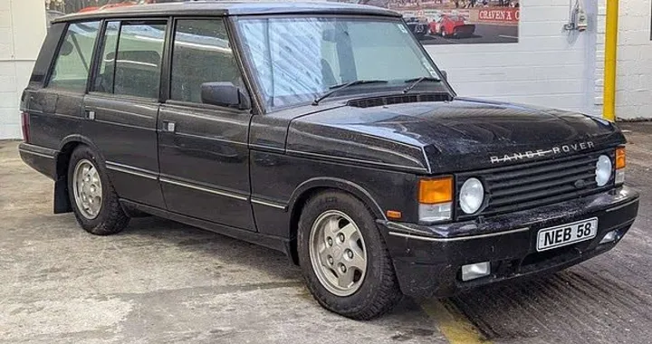 Una capsula del tempo, questa Range Rover è ferma al 1996: ha 1200 km