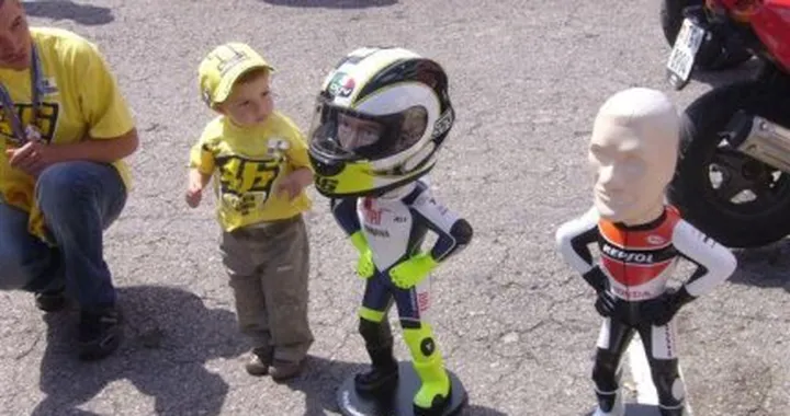 Foto del giorno: piloti di stazza...