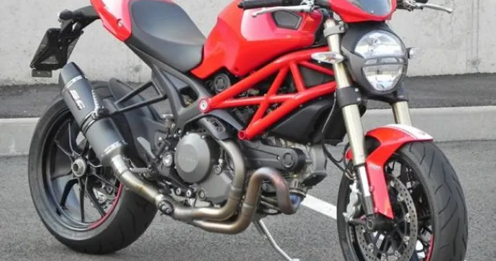 Scarico SC-Project per Ducati Monster 1100 EVO