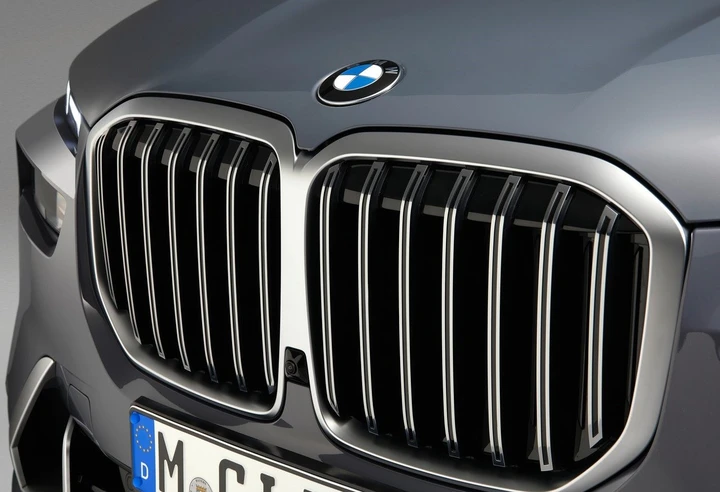 Acquistare l’auto online: la scommessa di Bmw