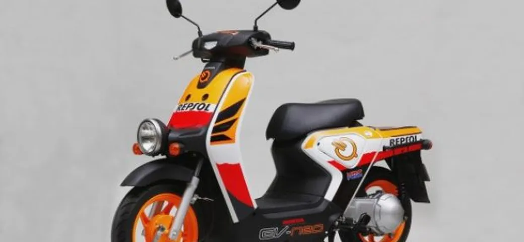 Honda presenta il nuovo scooter elettrico EV-neo