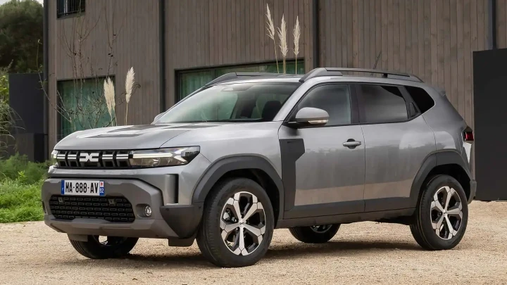 Nuova Dacia Duster: svelata la terza generazione [FOTO]