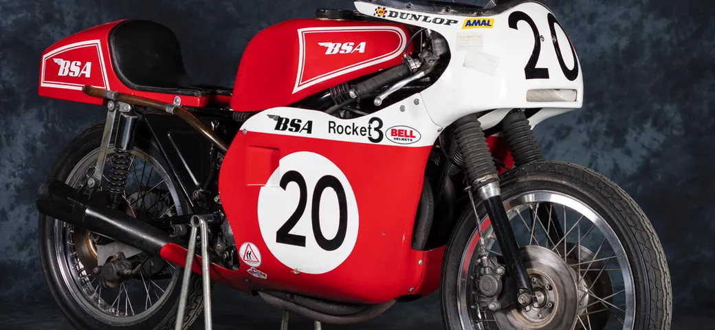 BSA Rocket 3: la replica di Mike Hailwood rivive