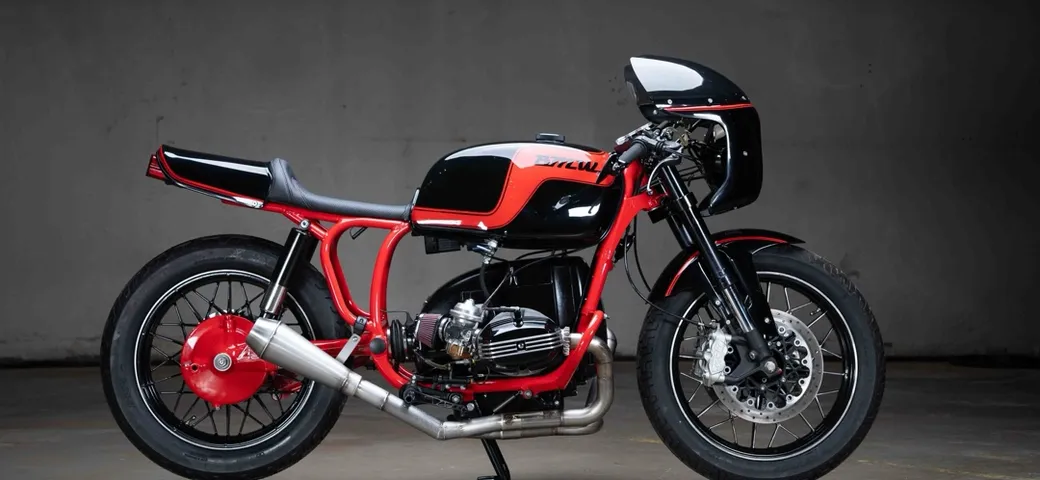 La metamorfosi della BMW R100/7: artigianato, potenza e cuore vintage