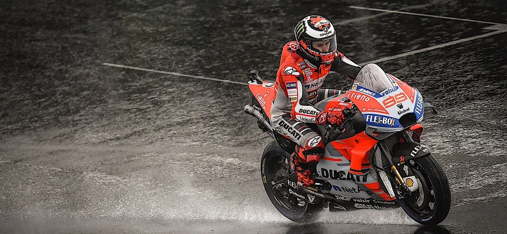 MotoGP Silverstone 2018: nuovo orario causa maltempo