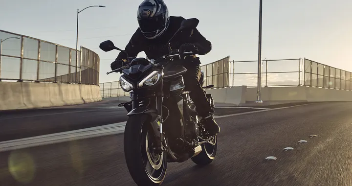 Triumph Street Triple 765 R e RS, l'open weekend del 18 e 19 marzo