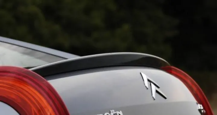 Citroen C6: in fase di sviluppo una versione da 100 grammi di CO2 al chilometro