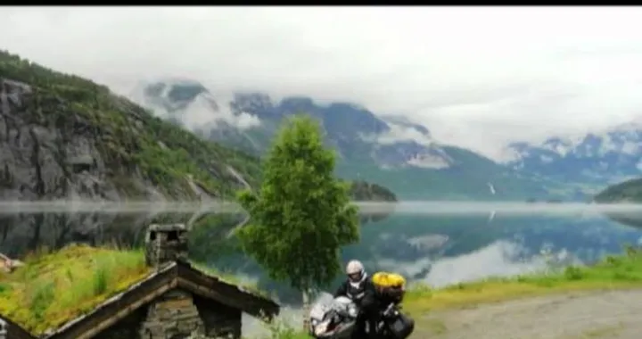 Una favola in moto la Norvegia /video