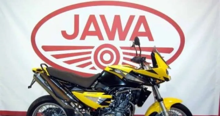 Jawa festeggia 80 anni con la 650 Dakar