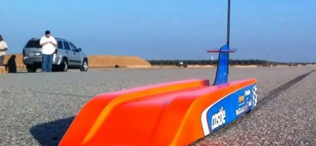 L'automobile radiocomandata più veloce al mondo? Supera i 300 km/h