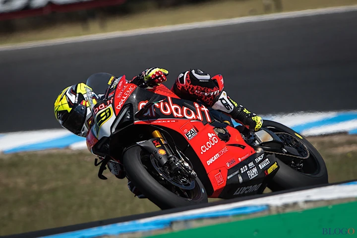 SBK, Phillip Island: Bautista conquista la prima Superpole Race