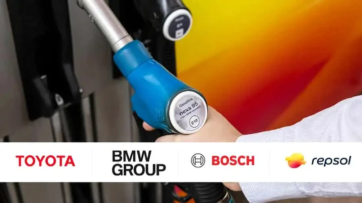 BMW e Toyota testano la benzina rinnovabile al 100%: parte il progetto pilota