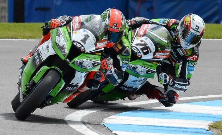 SBK Donington 2014: Sykes vince anche gara 2 ed è doppietta, Baz ancora 2°, Giugliano 4° [FOTO]