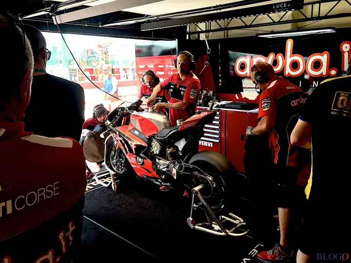 SBK, Aruba.it Racing Ducati: intervista a Stefano Cecconi