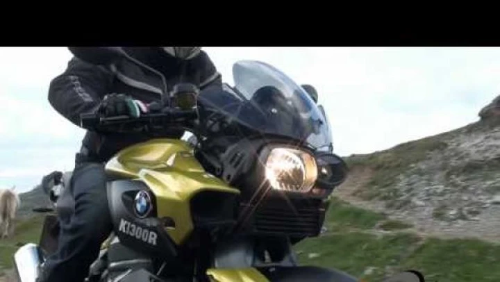 BMW K 1300 R: il video test di Motoblog