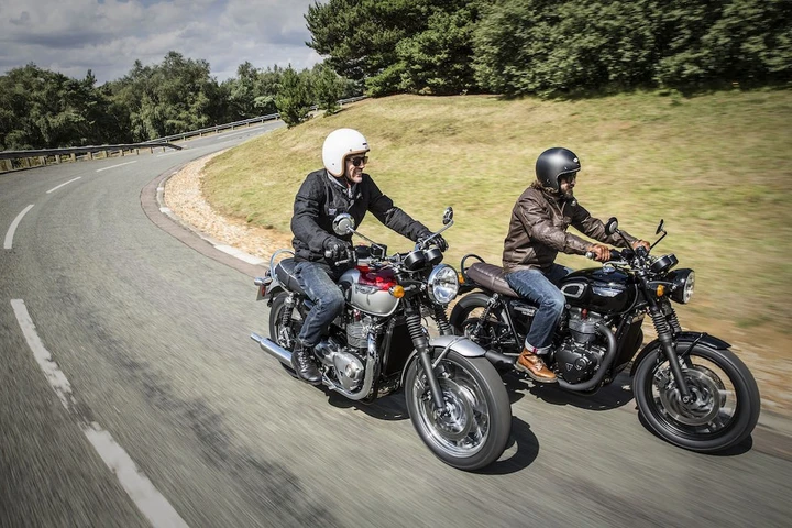 Triumph Open Days: test ride 8-9 aprile della Bonneville T120/Black