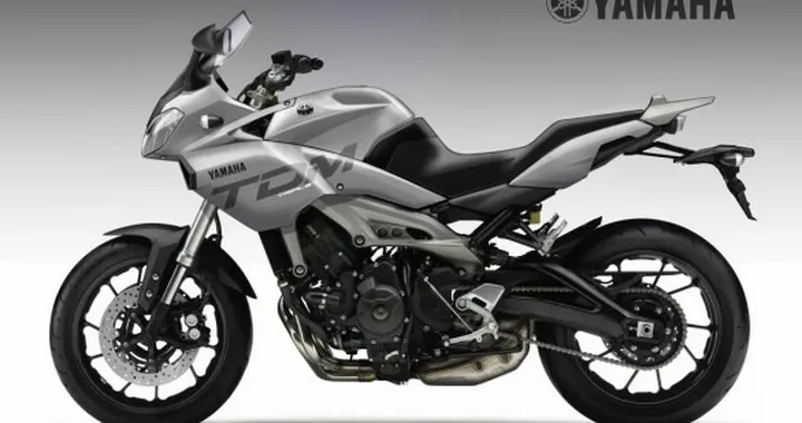 Yamaha TDM Triple by Oberdan Bezzi