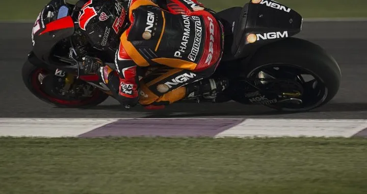 Test MotoGP Qatar LIVE: Aleix Espargarò regola Smith e il fratello Pol nel Day-1 [FOTO]