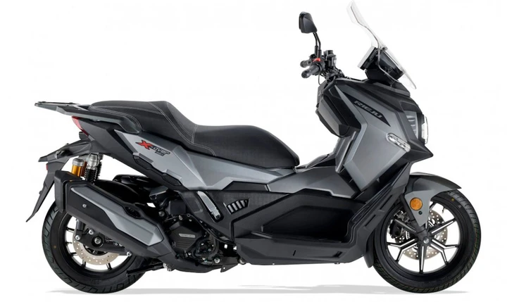 Rieju X-Over 357: arriva il maxi scooter adventure da 30 CV