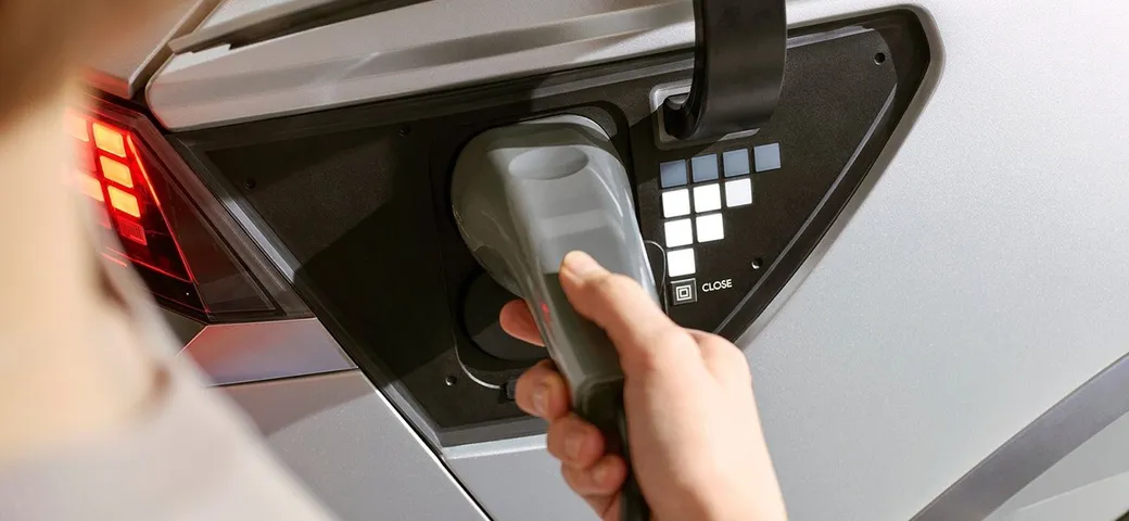 Pirelli con Enel per la ricarica delle elettriche