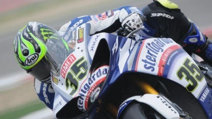 WSBK: Cal Crutchlow è ancora il poleman a Magny Cours, precede Guintoli e Smrz