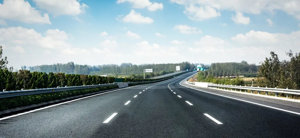 Telepass, UnipolMove e MooneyGo: quale sistema scegliere per i caselli autostradali