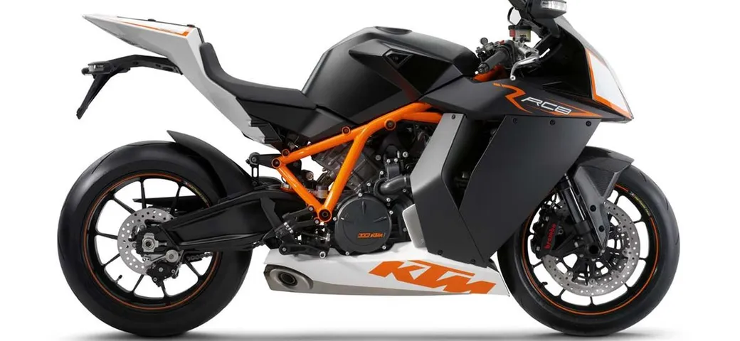 KTM: una sportiva su base 890 Duke R nel 2021?