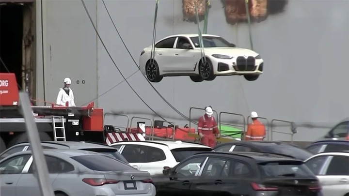 BMW superstiti dell’incendio di Fremantle Highway: vanno demolite
