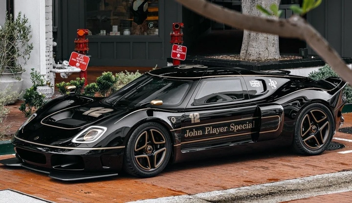 Radford Type 62-2 JPS: la versione estrema della coupé su base Lotus