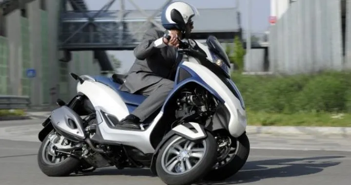 Piaggio MP3 Yourban LT 2011 disponibile a 6.000 euro