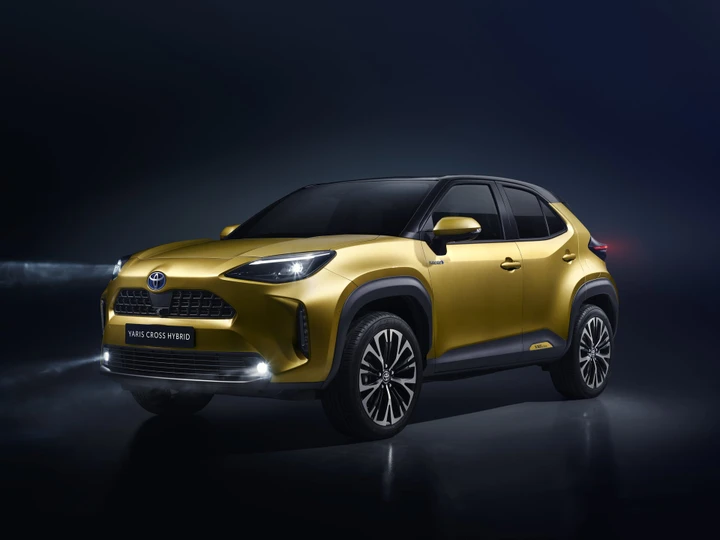 Toyota Yaris Cross: svelata la nuova B-SUV giapponese