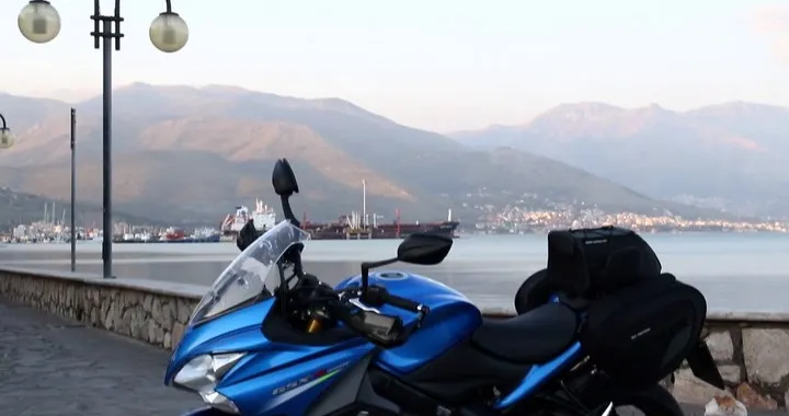 Suzuki GSXS1000F: la nostra video prova