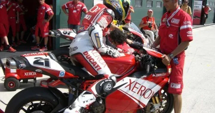 Giotto? No, Troy Bayliss!
