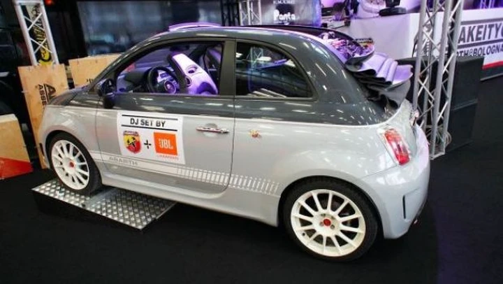 Stand Abarth al Motor Show di Bologna 2012 Live