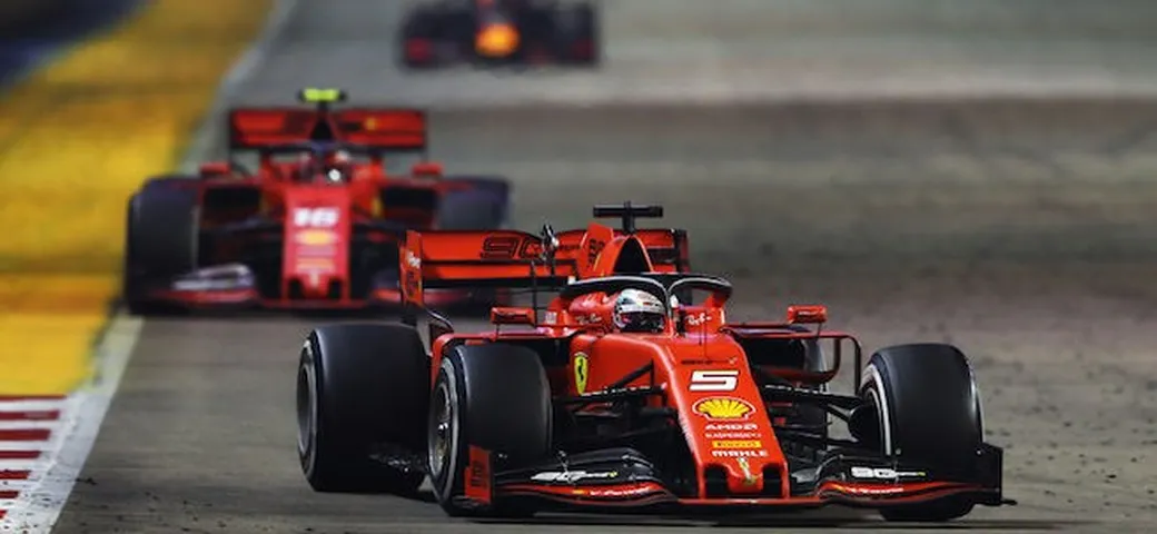 F1 GP Singapore 2019, doppietta Ferrari: Vettel 1°, Leclerc 2°, Verstappen 3°