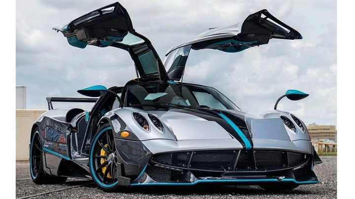 Pagani Huayra: ecco l'ultimo esemplare coupé prodotto