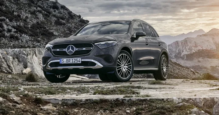 Mercedes-Benz GLC 2022: allestimenti e prezzi per l'Italia