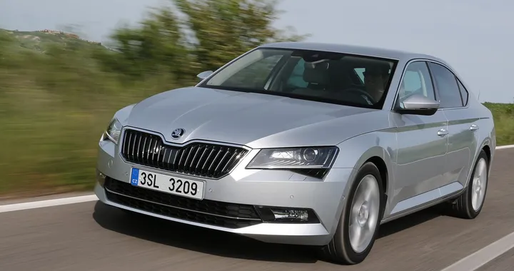 Skoda Superb 2015: primo contatto su strada