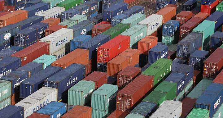 Otto container di moto rubate rinvenuti dai Carabinieri