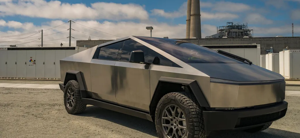 Tesla Cybertruck: il pickup elettrico avrà meno autonomia del previsto