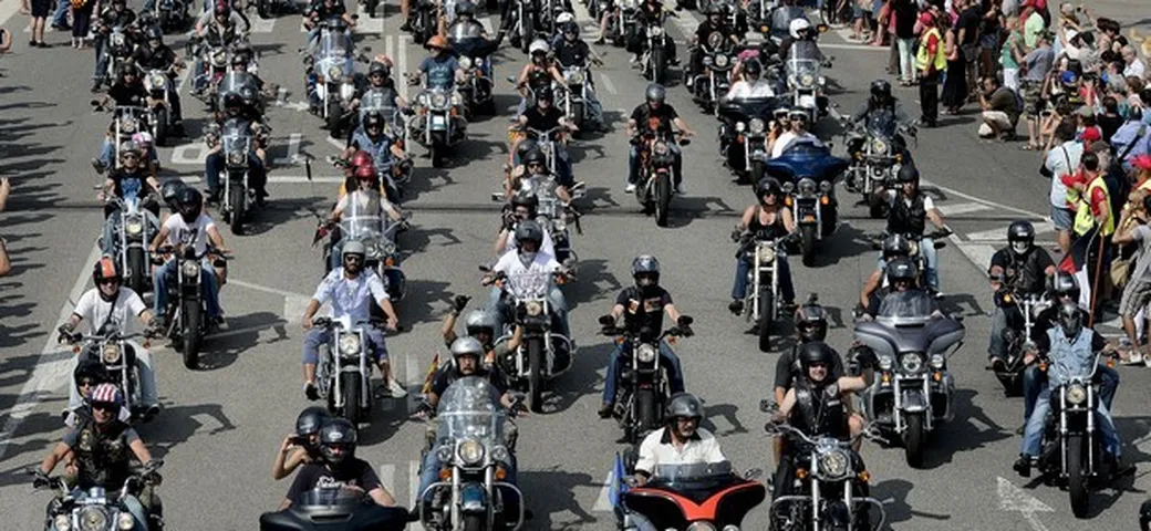 Mercato Moto: nuova battuta d'arresto a Novembre, sportive e supermotard in picchiata