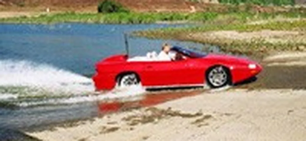 Auto anfibia WaterCar